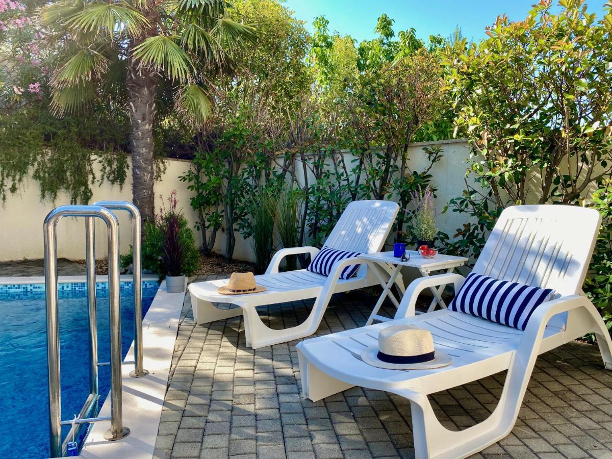 Private Pool And Mediterranean Garden Apt Mia Šilo Екстериор снимка